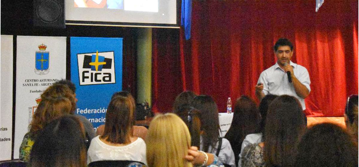 Ser padres conectados: Cómo guiar, controlar y proteger a nuestros hijos con tecnología